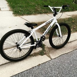 Meet your Posher, Liam